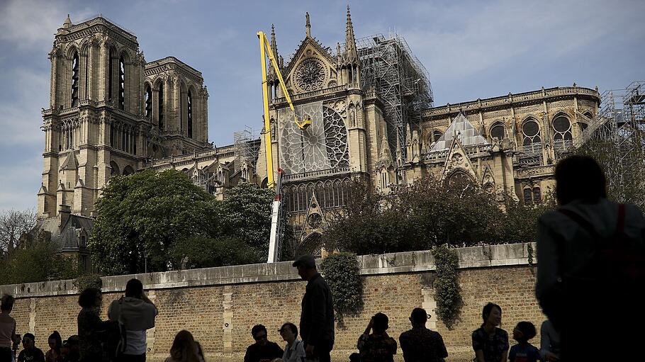 Streit um Wiederaufbau von Notre-Dame