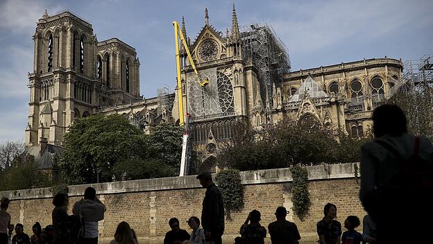 Streit um Wiederaufbau von Notre-Dame