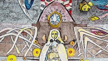 Die apokalyptische Frau, dargestellt als Fresko von Herbert Boeckl in der Basilika Seckau.