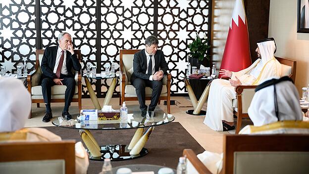 Bundeswirtschaftsminister Habeck in Katar