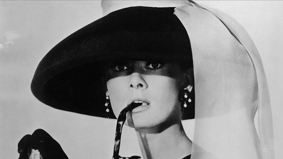 Zeitlos sch&ouml;n? Audrey Hepburn in Givenchy.