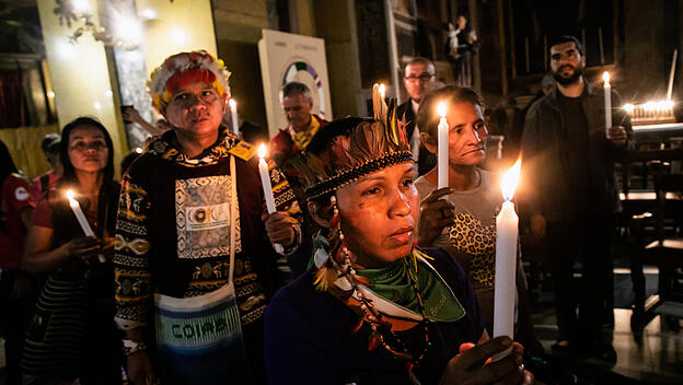 Versöhnungsfeier mit Indigenen in Rom
