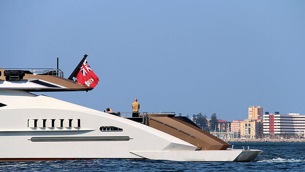 65 Meter lange Motoryacht LADY M, ausgelieftert 2013 von der amerikanischen Werft Palmer Johnson, Eigner ist der russis