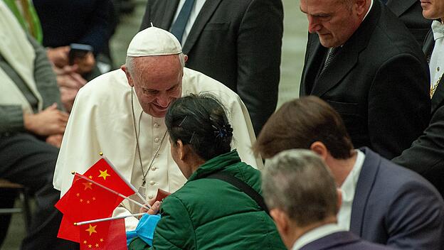 Debatte um Vatikan-China-Abkommen