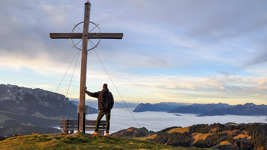 Gott liebt jeden Menschen ohne Vorbedingung.