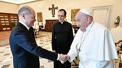Trotz gesundheitlichen Problemen: Papst Franziskus trifft Bundeskanzler Olaf Scholz.