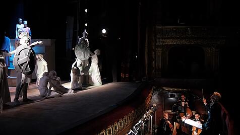 Unter Raketen und Luftalarm: „Creonte“ in szenischer Aufführung, zum ersten Mal in 250 Jahren.