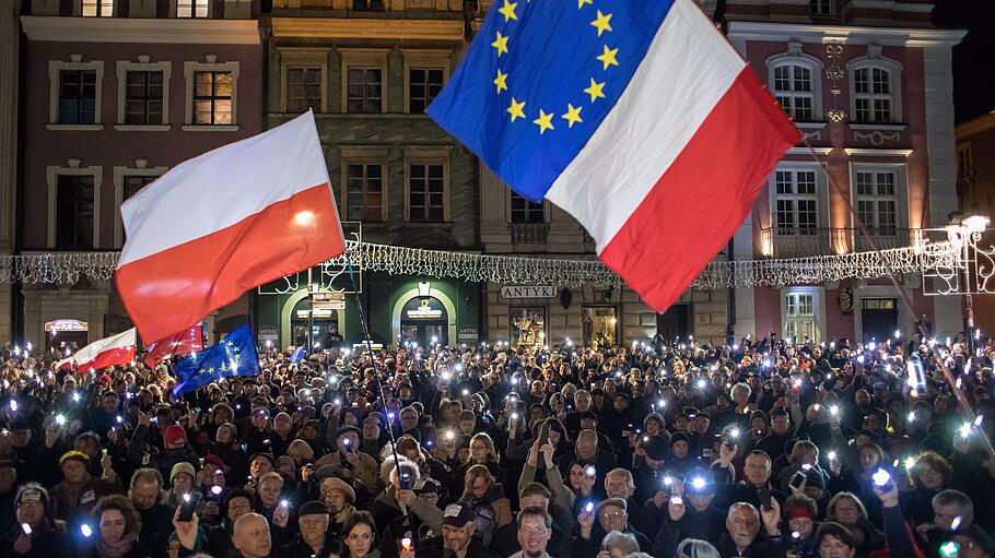 Polnischer Politolgie zu Europawahlen und Wahl in Polen