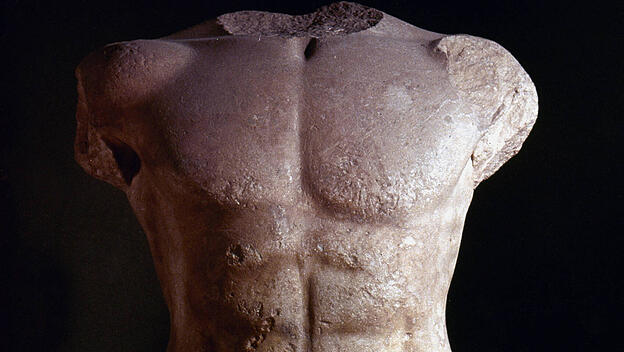 Griechischer Marmortorso aus Milet, 5. Jahrhundert vor Christus
