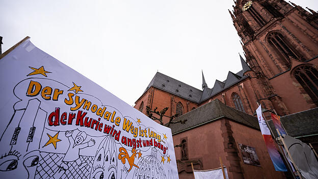 Proteste am Rande des «Synodalen Weges»