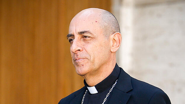 Drohbriefe an Glaubenspräfekt Kardinal Victor Manuel Fernandez