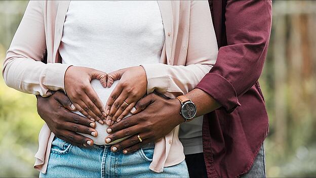 Mit der Natürlichen Empfängisregelung können Paare ihre Fruchtbarkeit selbst in die Hand nehmen - unabhängig von hormonellen oder anderen künstlichen Eingriffen.