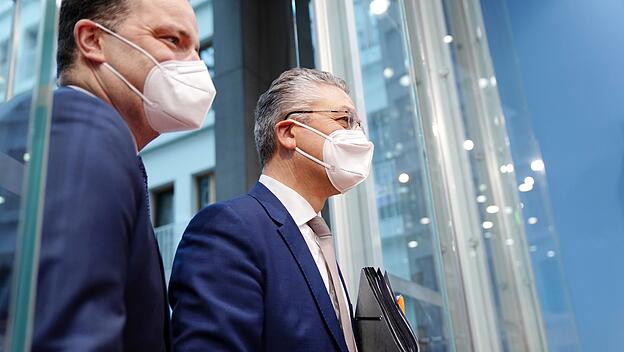Coronavirus - Berlin Pressekonferenz Wieler und Spahn