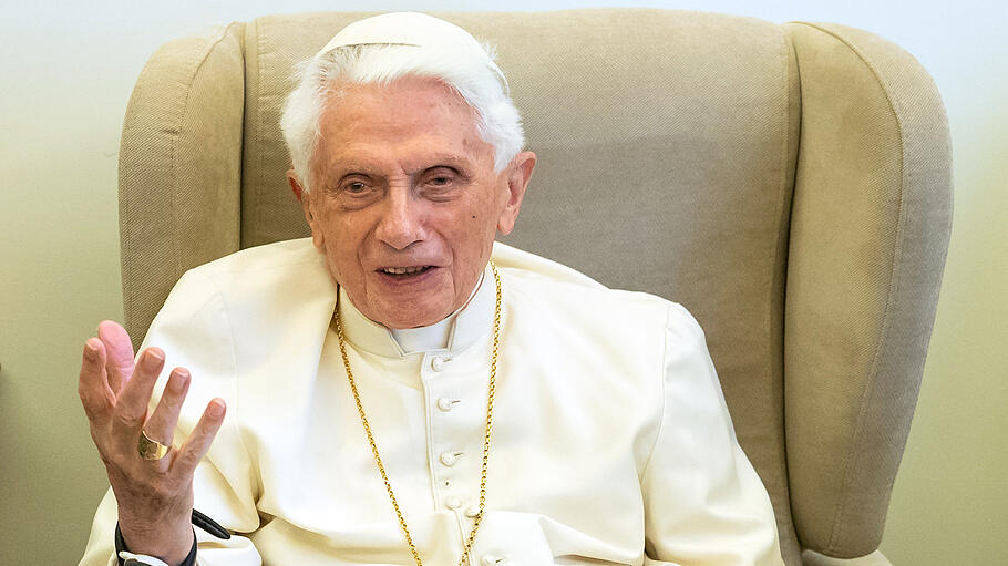 Der emeritierte Papst Benedikt XVI. zur Krise der Kirche