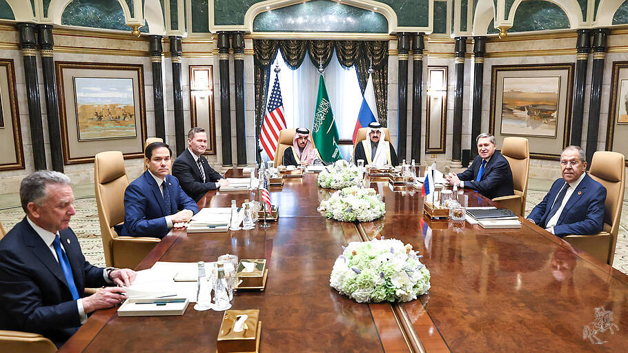 Verhandlungen zwischen Russland und den USA in Riad