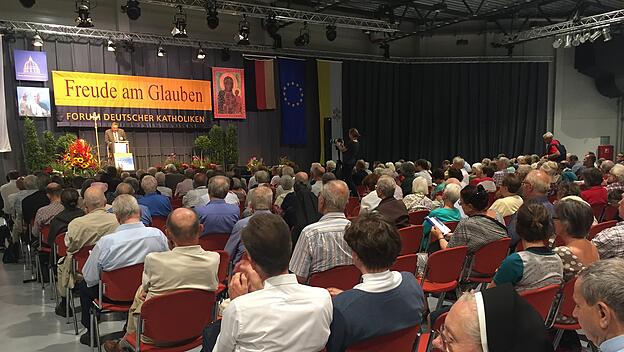 Auftakt zum Kongress "Freude am Glauben" in Fulda