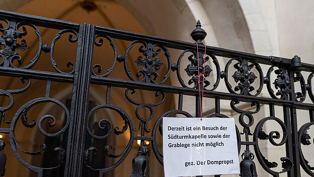 Bischofsgruft im Dom zu Münster geschlossen