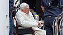 Benedikt XVI.: Besuch des kranken Bruders