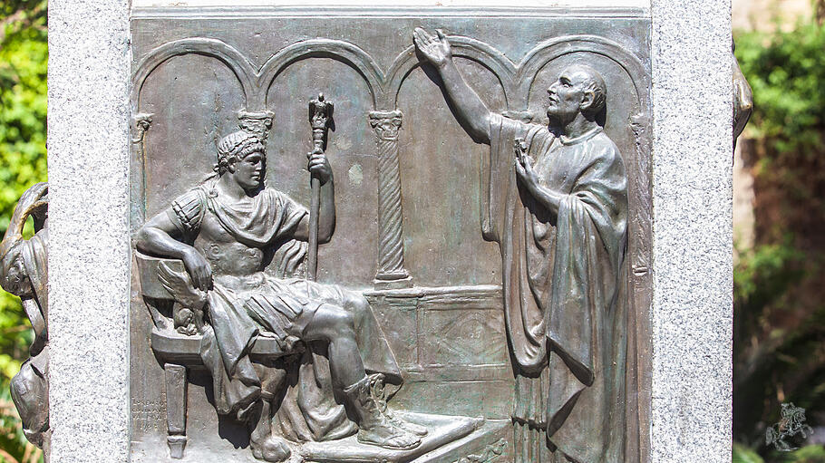Hosius und Kaiser Konstantin