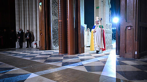 Eröffnung von Notre Dame