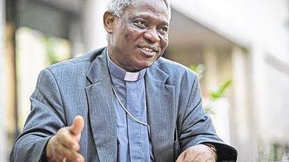 Kurienkardinal Peter Turkson nimmt am Weltwirtschaftsforum teil