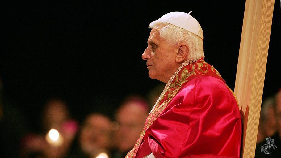 Papst Benedikt XVI. beim Weltjugendtag in Köln
