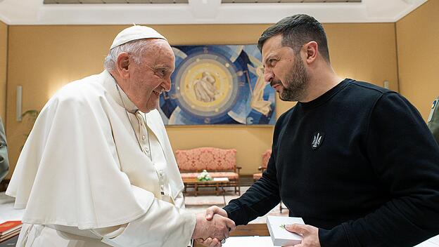 Selenskyj trifft Papst im Vatikan