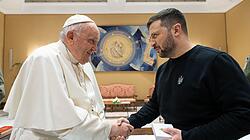 Selenskyj trifft Papst im Vatikan