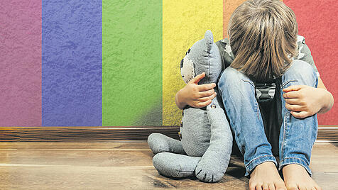 Für Kinder und Jugendliche können Geschlechtsumwandlungen langfristige Folgen haben.