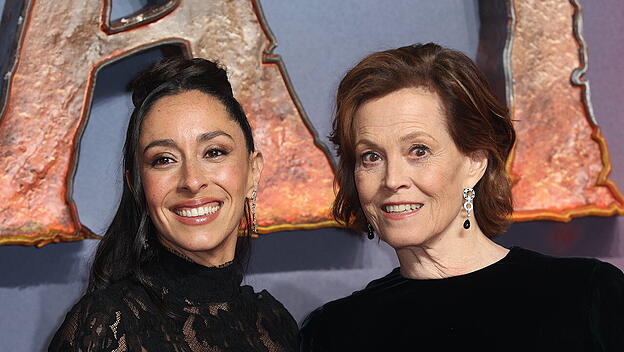 K&ouml;nnen Sigourney Weaver (r.) und Oona Chaplin Avatar 3 in die Erfolgsspur f&uuml;hren?