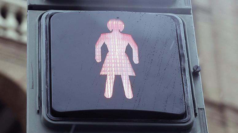 New traffic lights as part of gender equality initiative in Valen