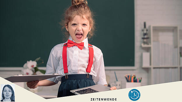 Unglückliches Kind mit Tablet