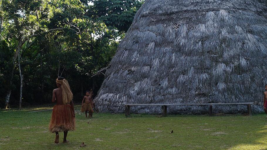 Indigene im Amazonsbecken