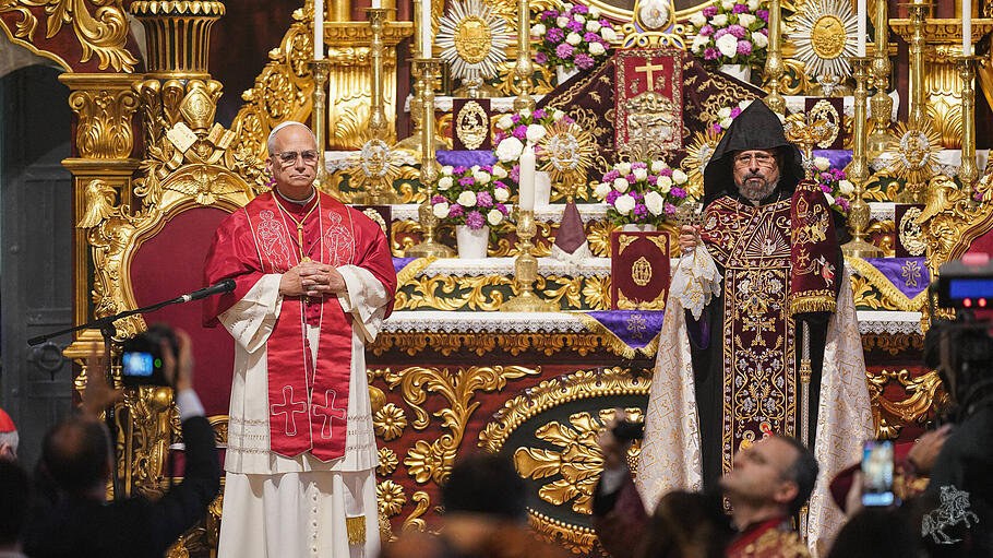 Papst Leo und Patriarch Sahag