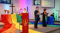 ZDF überträgt ersten Queergottesdienst