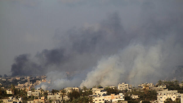 Rauch über Gaza-Stadt