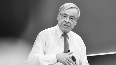 Der Theologe J&ouml;rg Splett verstarb im Alter von 90 Jahren. Inspiriert wurde er unter anderem von Urs von Balthasars dialogischem Denken.
