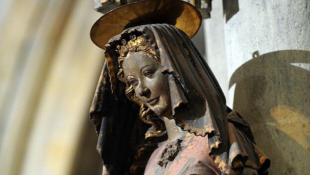 Muttergottes, Brückenbauerin zwischen Christen