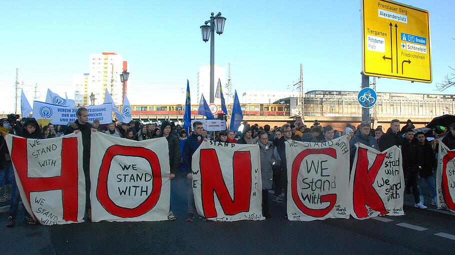 Demo vor chinesischer Botschaft