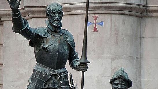 Bronzefiguren für Cervantes in Madrid