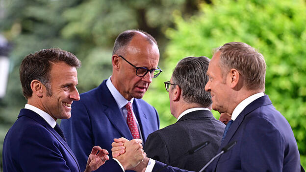 Emmanuel Macron, Friedrich Merz, Keir Starmer, Donald Tusk und  Wolodymyr Selenskyj