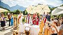 Tägliche Heilige Messe vor der Bergkulisse beim KISI-Sommerfest