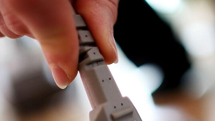 KINA - Strom sind bewegte Teilchen