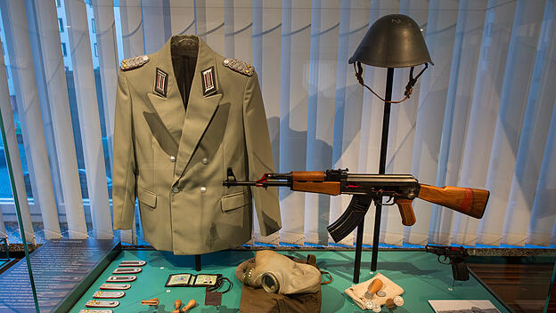 Stasi-Uniform der SED-Diktatur