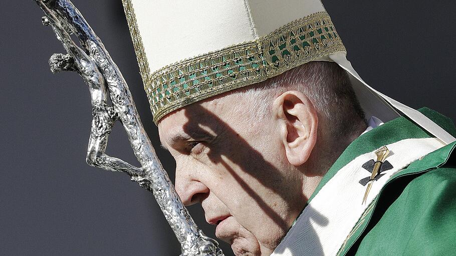 Papst Franziskus bei Mittelmeer-Konferenz