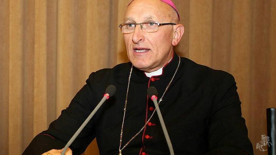 Die Kompetenzen von Bischof Dominique Rey werden deutlich eingeschränkt.
