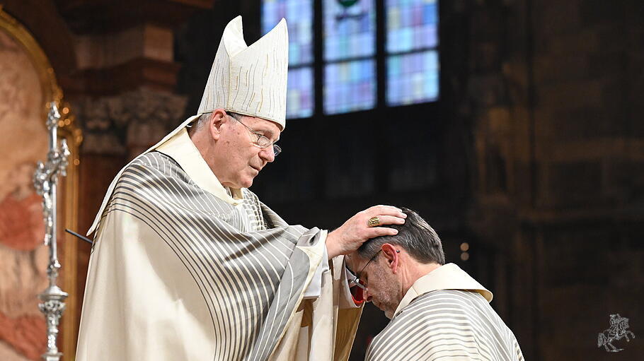 Kardinal Sch&ouml;nborn, Erzbischof Gr&uuml;nwidl