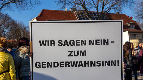 Plakat gegen Gendersprache