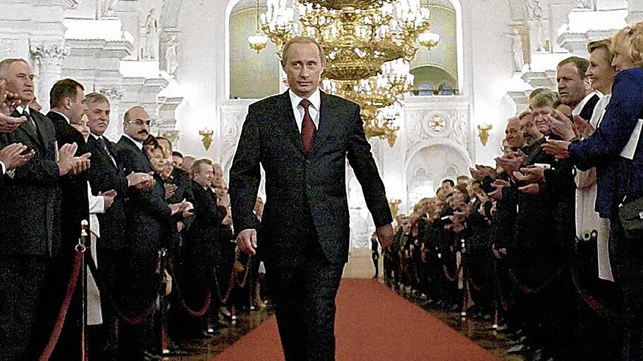Der Kreml bereitet sich auf Medwedew vor