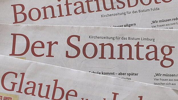 Titelblätter: &bdquo;Bonifatiusbote&ldquo;, &bdquo;Der Sonntag&ldquo; und &bdquo;Glaube und Leben&ldquo;.